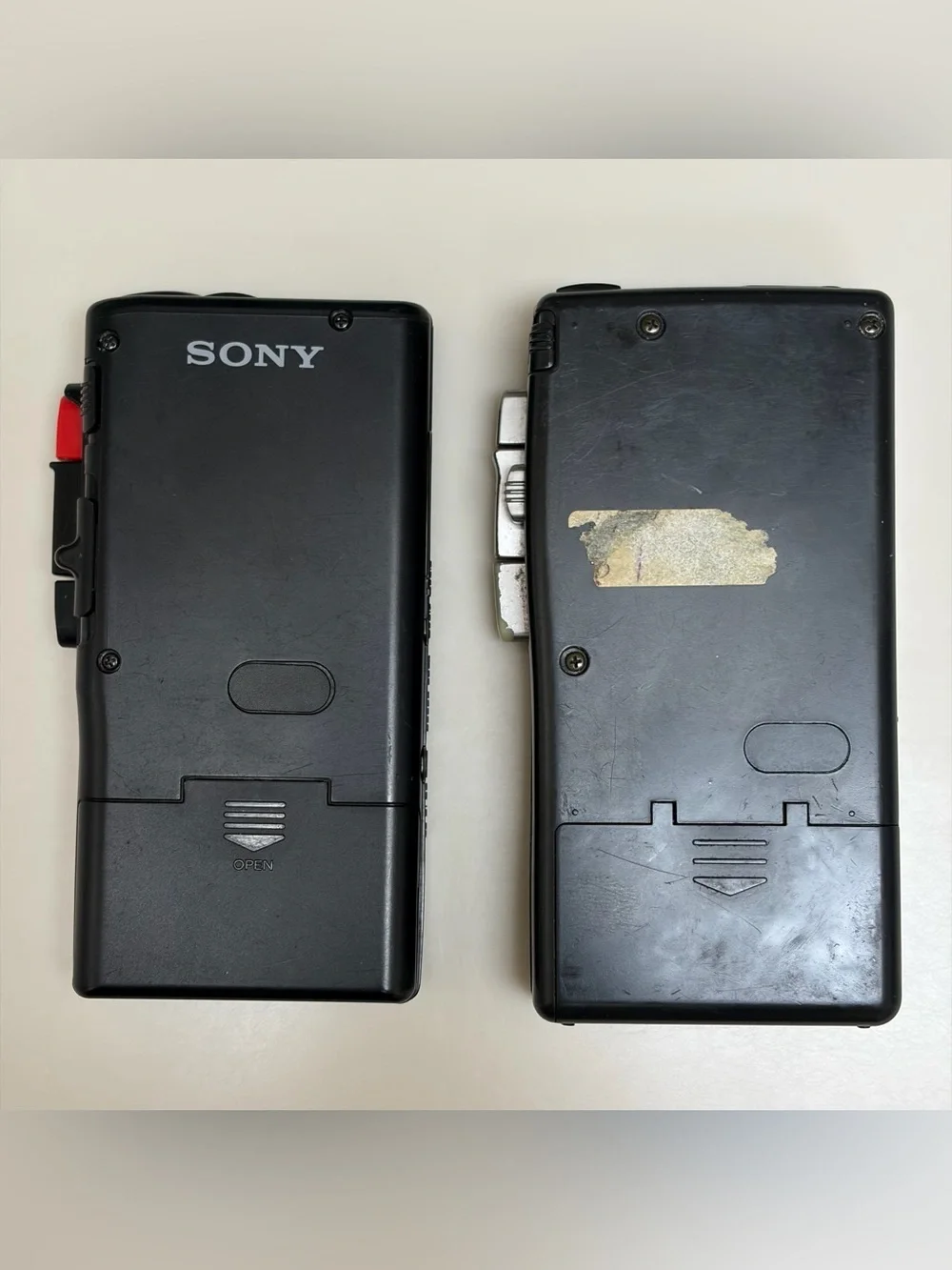 Lot of 2: M-330 / M-425 Microcassette-Corder Handheld Voice Recorder 